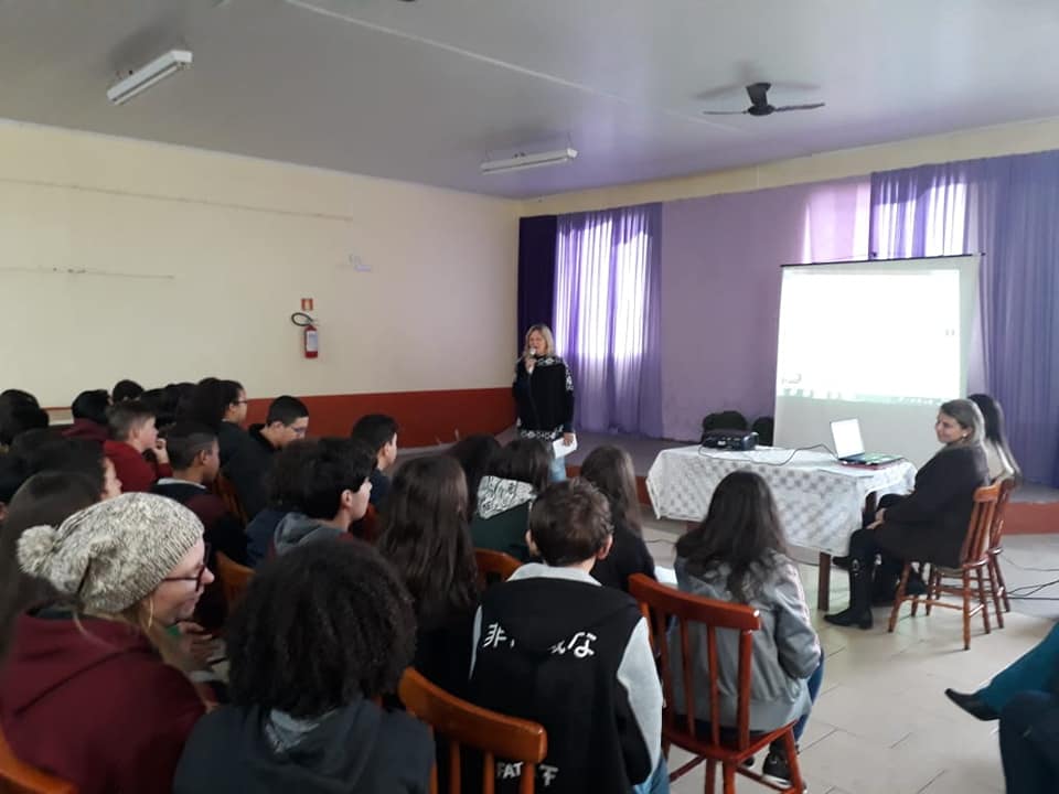 Escola Ana Tomázia Ribeiro realizou Mostra do Projeto Valores Humanos